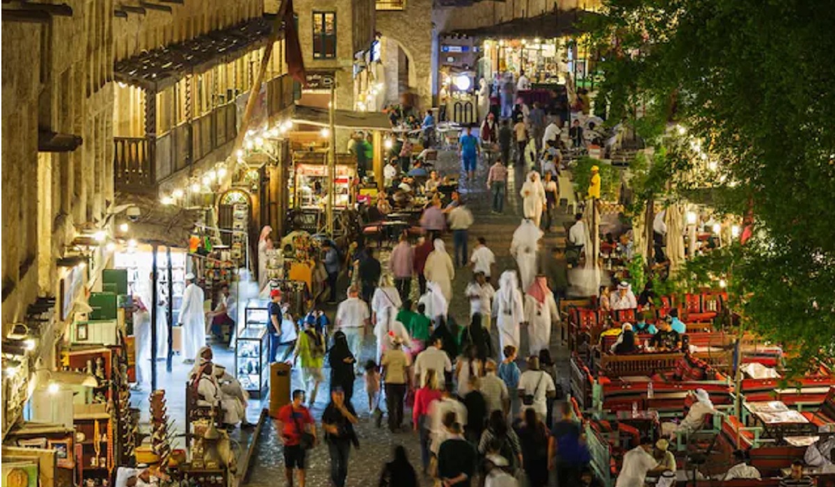 Qatar reaches peak of COVID-19 3rd wave as new daily cases decline